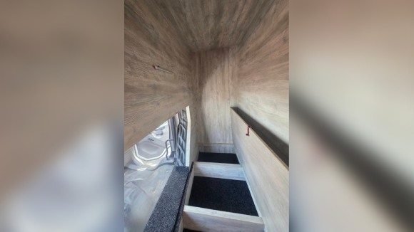 UGRADNJA SLIPERA ZA BOX KAMIONE