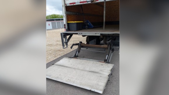 FOR RENT 2017 HINO 268 BOX TRUCK