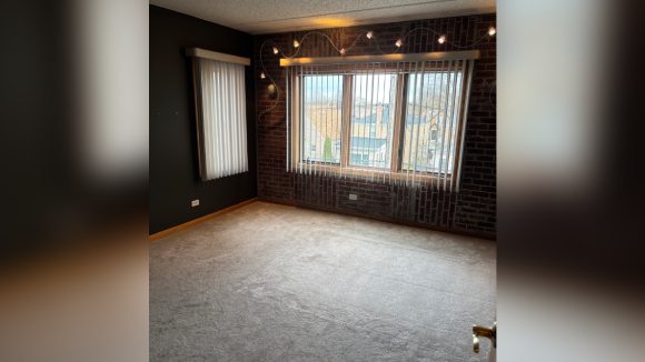 IZDAJEM STAN U CIKAGU