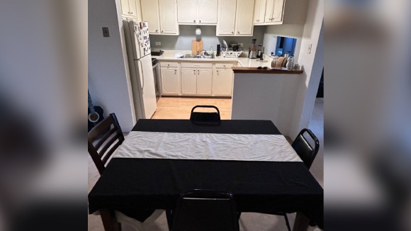 POTREBAN CIMER U NAMESTENOM DVOSOBNOM STANU