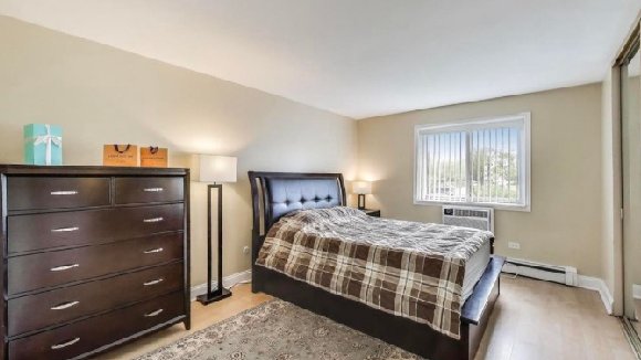 IZDAJEM JEDNOSOBAN STAN U COUNTRYSIDE-U, IL