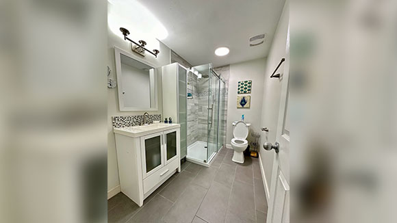 IZDAJE SE DVOSOBAN STAN - WILLOWBROOK