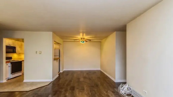 IZDAJEM DVOSOBAN STAN U WILLOWBROOK-U