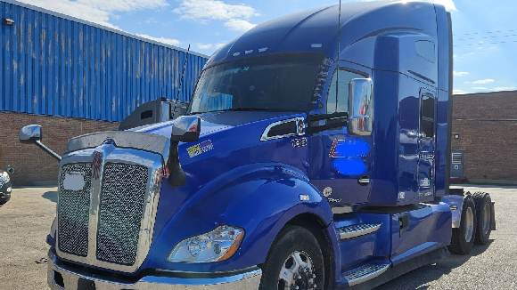 PRODAJEM KAMION 2020 KENWORTH T680 DIAMOND PACKAGE