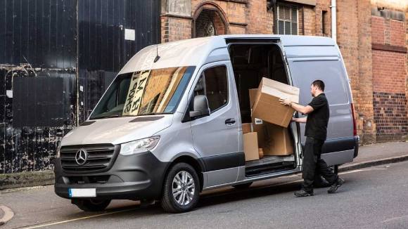 NINIK INC ZAPOSLJAVA SPRINTER & BOX VOZACE I OWNER OPERATORE