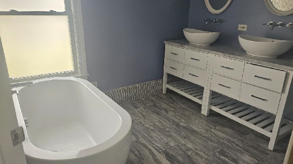 APARTMENT FOR RENT IN CLARENDON HILLS, IL