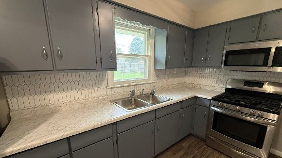 3 BEDROOM HOUSE FOR RENT - JOILET, IL