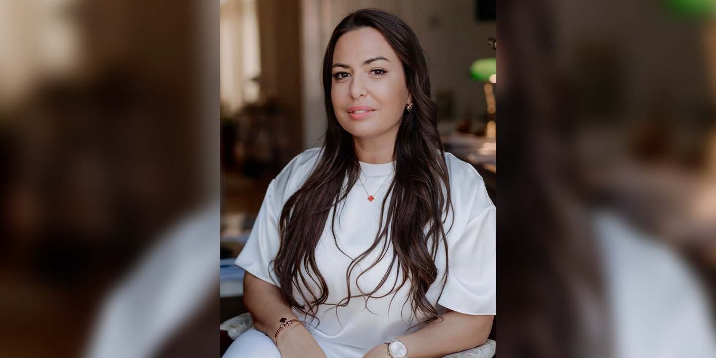 Psiholog i psihoterapeut Jovana Stojković: Usamljenost tokom praznika jedan je od najvećih problema mojih klijenata u Americi