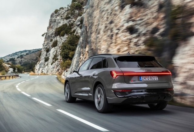 Audi razmatra odlaganje novih električnih vozila