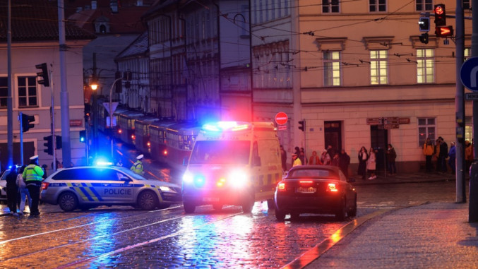 Masovna pucnjava na fakultetu u Pragu, najmanje 15 ubijenih i 24 ranjenih