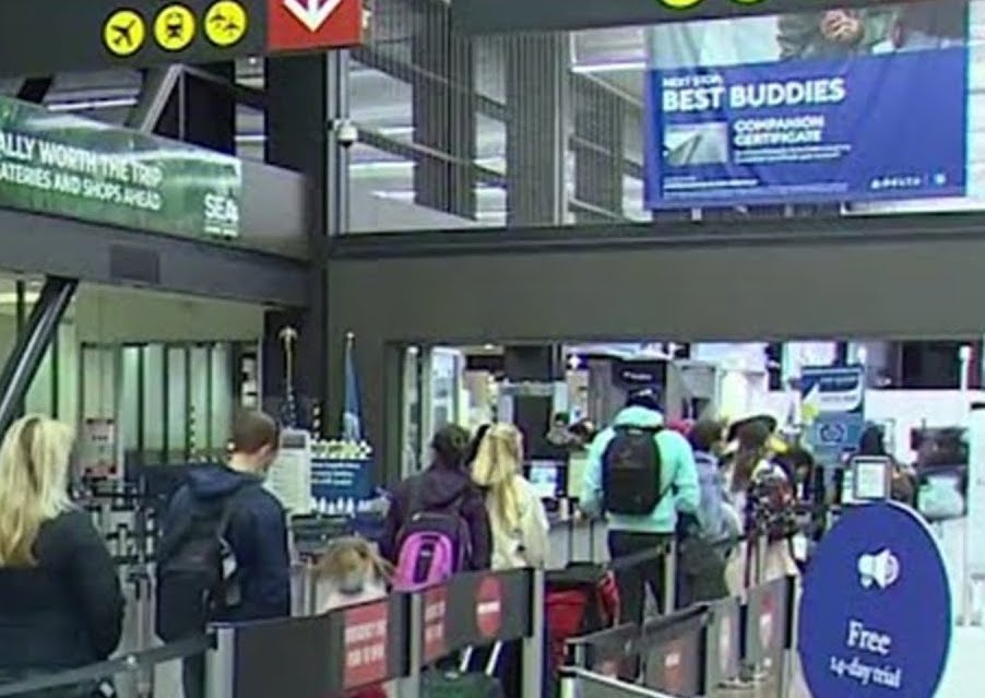 Očekuje se da će milioni građana putovati između Božića i Nove godine (VIDEO)