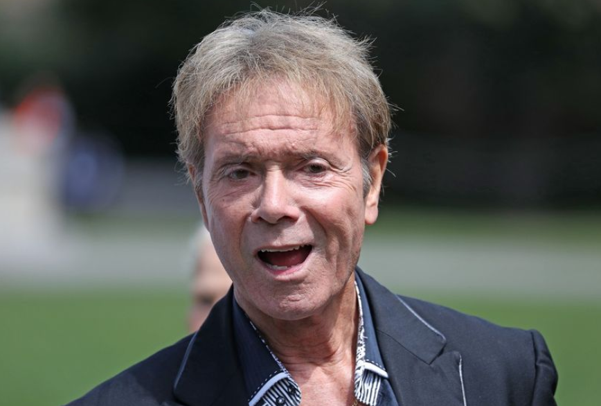 Cliff Richard želi da snimi duet sa Taylor Swift kako bi se konačno probio na američko tržište