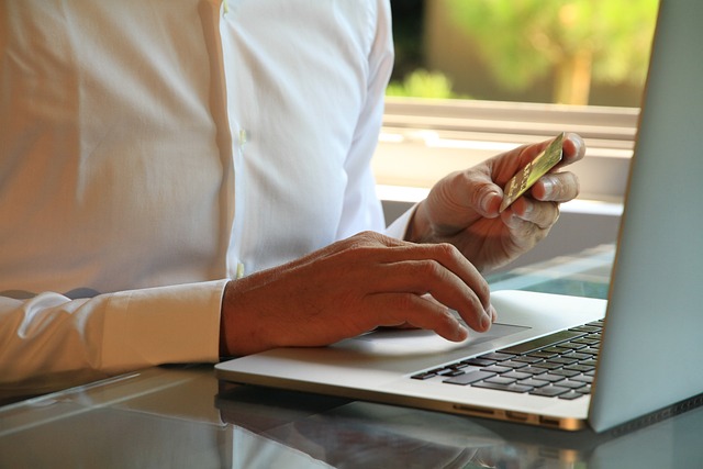 NBS: Internet kupovina u Srbiji sve popularnija