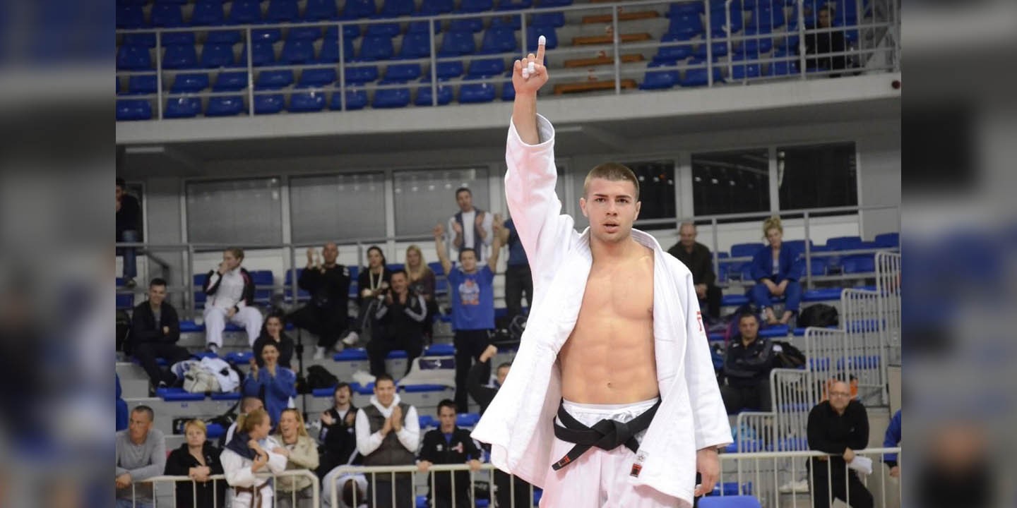 Lazar Aleksić iz Čikaga nakon sedam godina pauze vratio se profesionalnom sportu i osvojio zlato na džudo turniru u Mičigenu