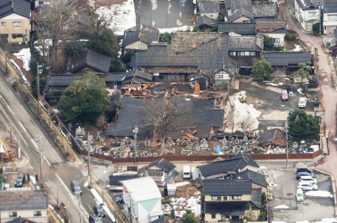 Zemljotres u Japanu odneo najmanje 48 života, 500 ljudi zarobljeno na aerodromu