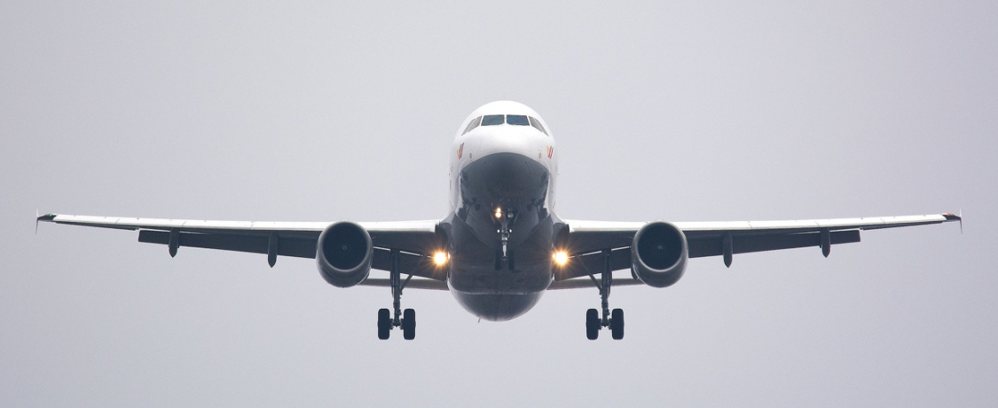 Incident na aerodromu u SAD: Muškarac pronađen mrtav nakon što je ušao u motor aviona