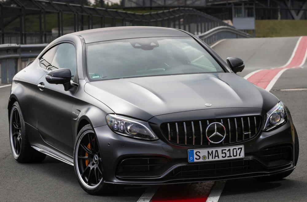 Mercedes priznaje grešku zbog zamene V8 motora u modelu AMG C63