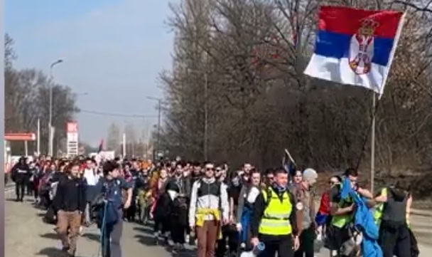 Svi putevi vode u Niš: Studenti sve bliži, uprkos povredama