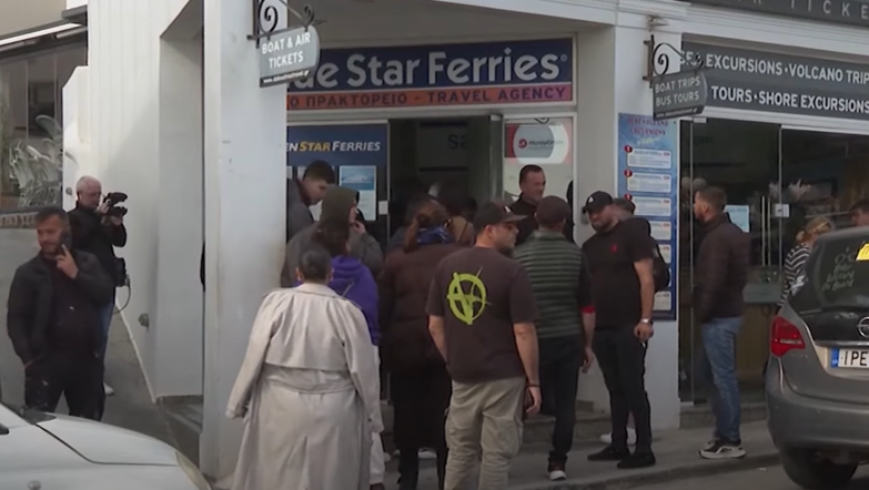 Santorini pogođen zemljotresima: Evakuisano više od 10.000 ljudi