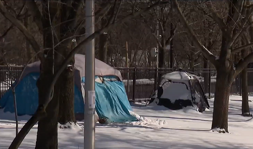 Odlaganje uklanjanja kampa za beskućnike u čikaškom Gompers Parku