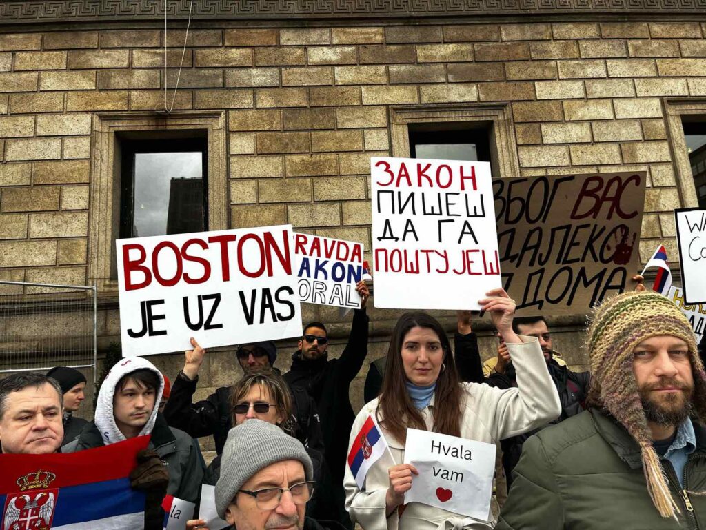 Podrška studentima iz Srbije: Protesti i u Bostonu šestu nedelju zaredom