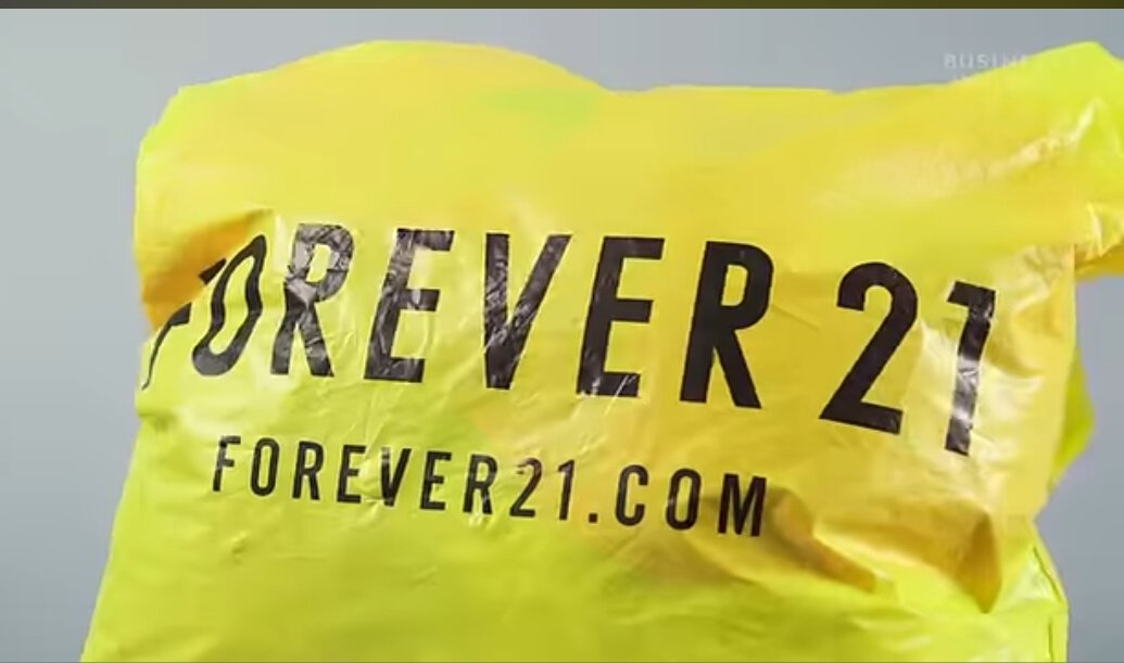 Uspon i pad modnog giganta Forever 21: Ikona brze mode pred novim bankrotom