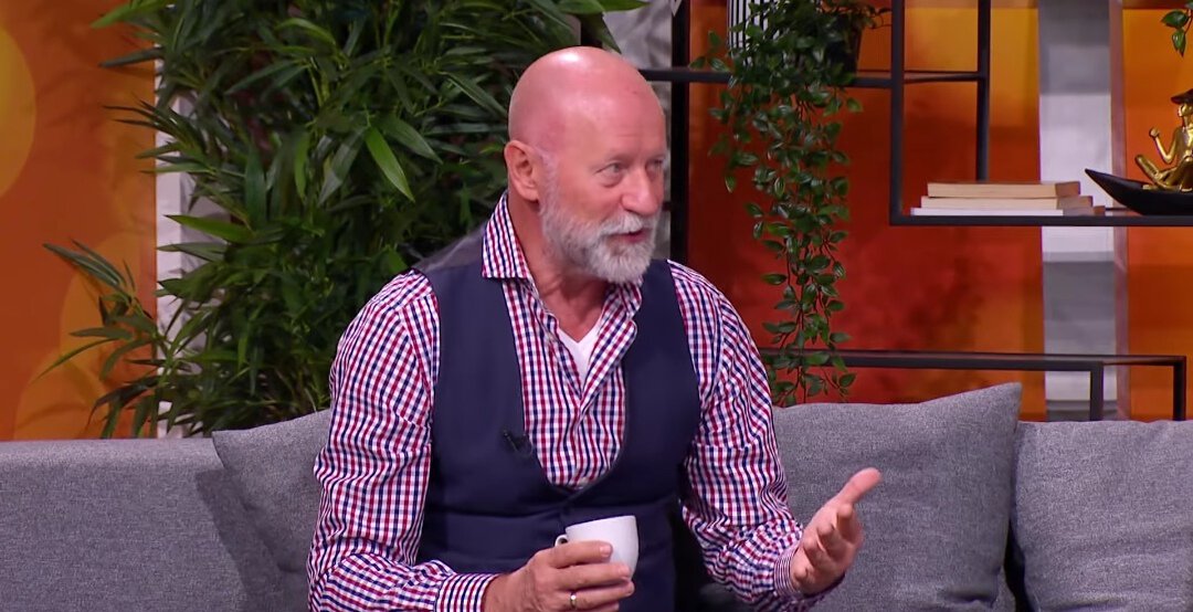 „Zanu“ su zbog ovog hita optuživali da poziva na nasilje: Evo šta Žika Zana kaže o tome