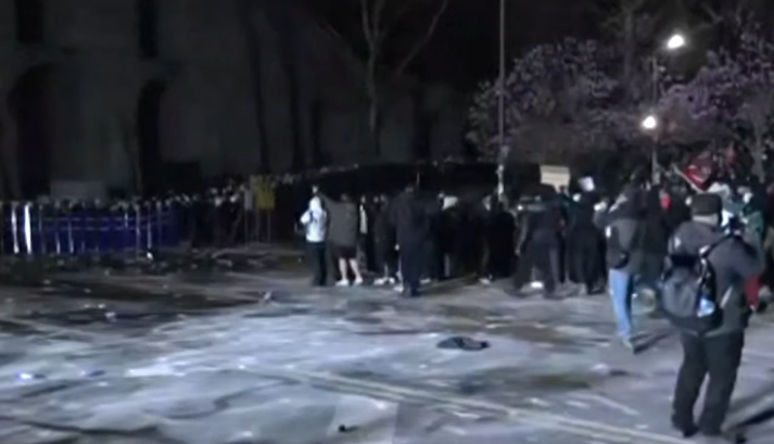 Trese se u Turskoj, ljudi na ulicama: Protesti u najvećim gradovima, Erdogan na mukama (VIDEO)