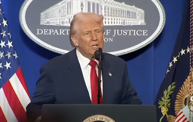 Donald Trump vrši pritisak na Vrhovni sud zbog zabrana odluka njegove administracije