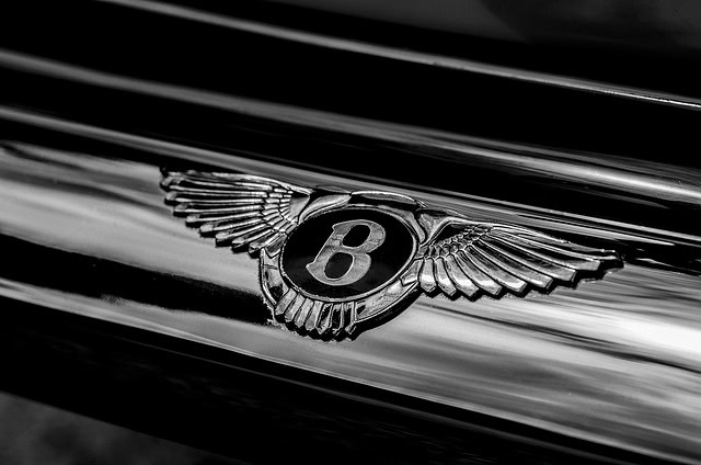 Bentley bira ime za novi električni krosover: Mayon ili Barnato?