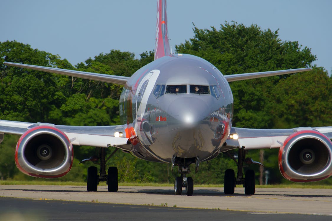 Ministar saobraćaja SAD: Boeing je izgubio poverenje potrošača nakon nesreća