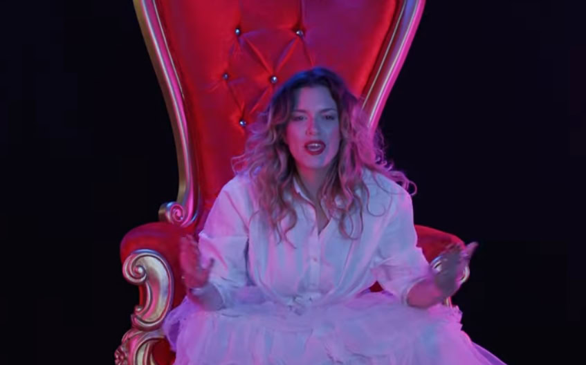 Zoe Kida predstavila pesmu “Visočanstvo” (VIDEO)