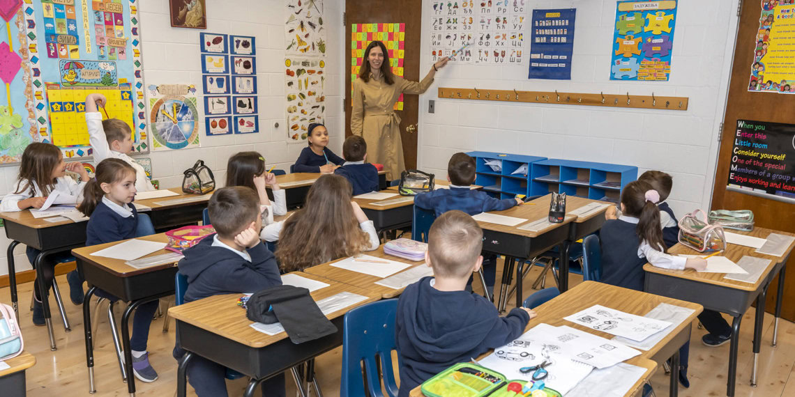 Akademija Sveti Sava: Čuvar srpske kulture i obrazovanja u Čikagu