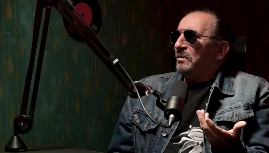 Željko Bebek suprugu upoznao kada je imala 18 godina, a sada u autobiografiji otkrio detalje