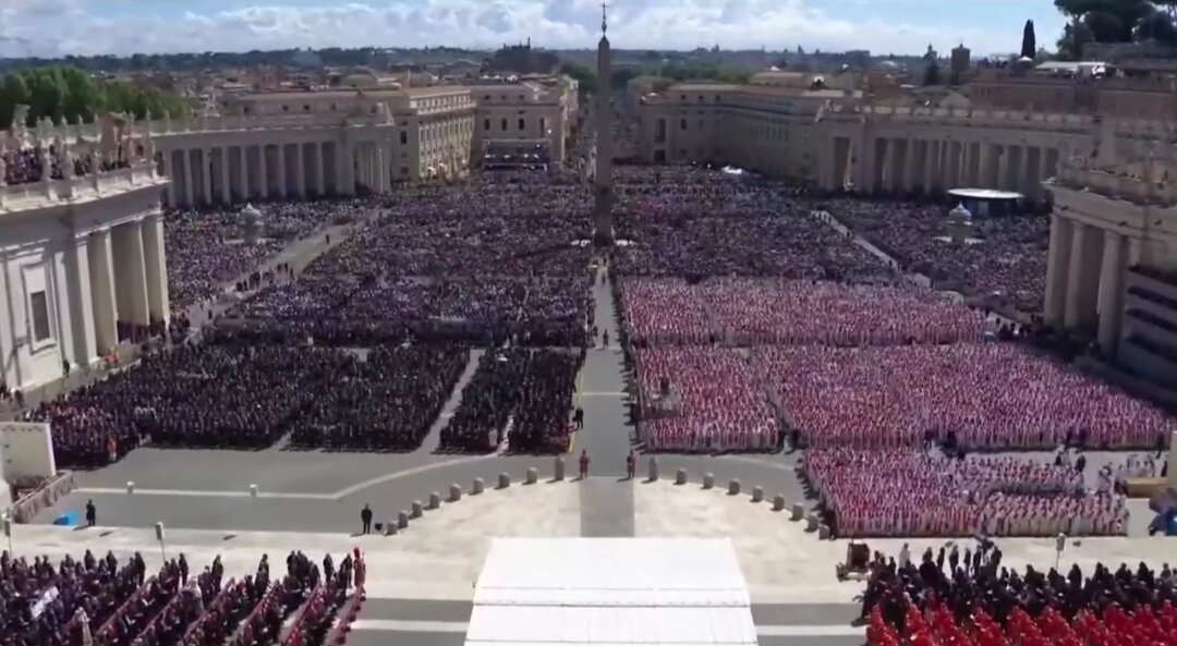 Sahranjen papa Franja, 400.000 ljudi ispratilo poglavara rimokatoličke crkve