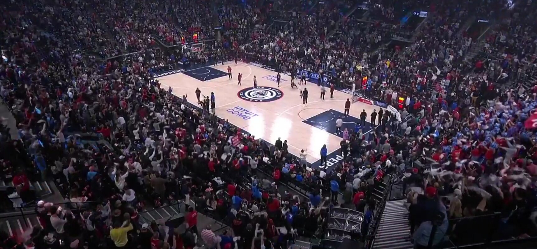 Aron Gordon zakucao Kliperse u poslednjoj stotinki, fantastična partija Nikole Jokića