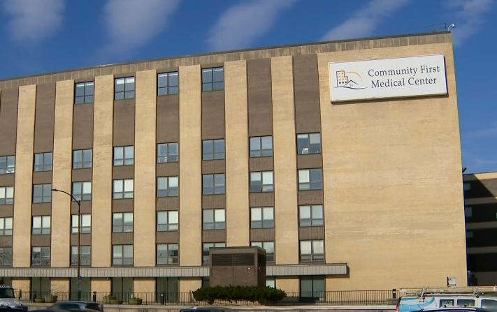 Bolnica iz Čikaga duguje građevinskim firmama više od $3 miliona, iako je primila državna sredstva