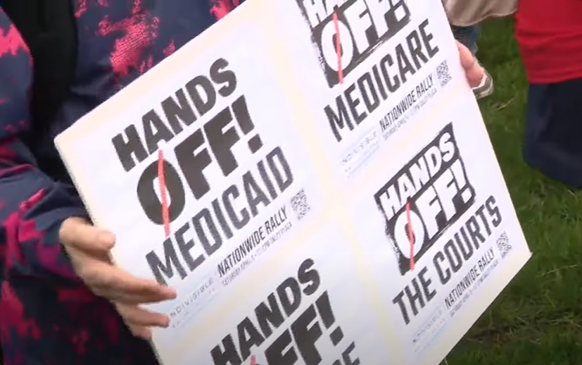 "Ruke dalje od socijalne pomoći!" – Čikaški aktivisti digli glas protiv najavljenih rezova