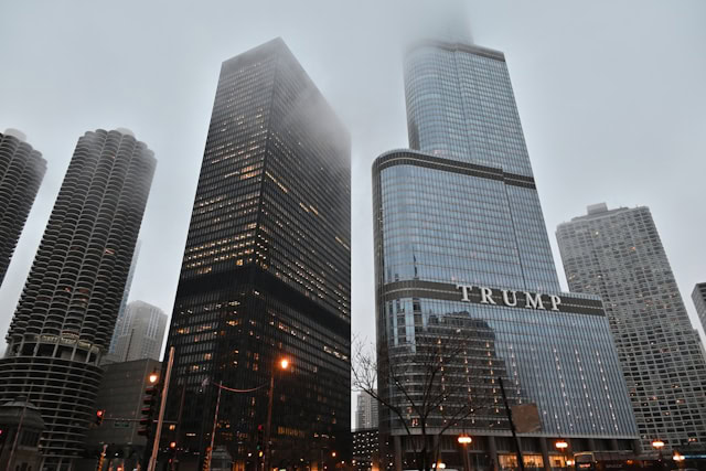 Trump Tower plaća $4.8 miliona zbog zagađenja reke u Čikagu – evo gde ide novac