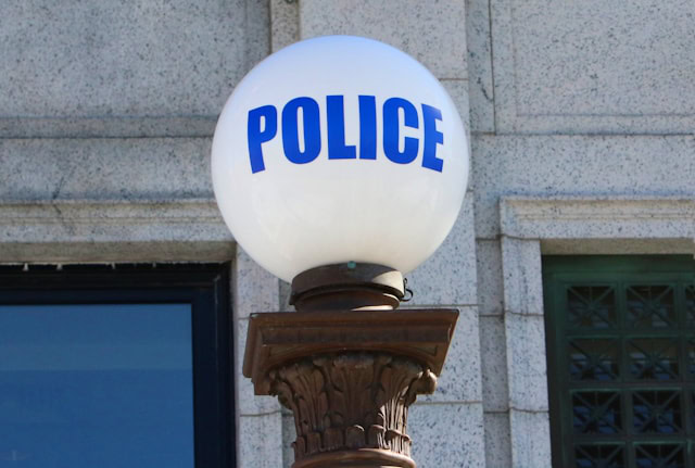 Stala prodaja municije u Illinoisu: Policijska nadogradnja sajta blokirala promet