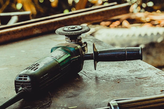 Upozorenje iz Nemačke privrede: Skoro 40% firmi nema dovoljno posla – kriza i dalje traje