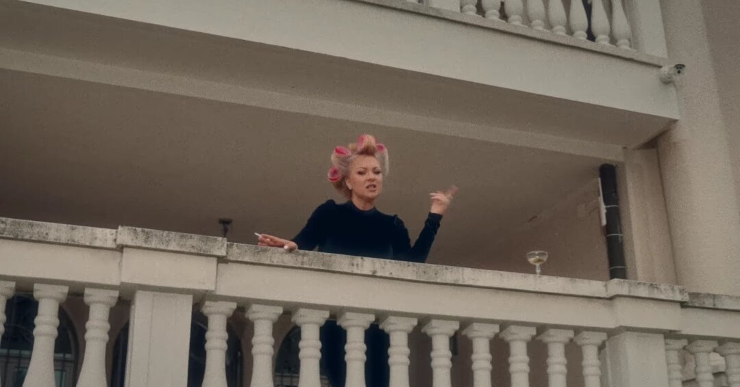 Ivana Selakov posle životnog zaokreta predstavila singl “Zumiraj”