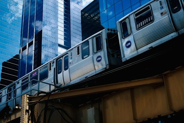 Katastrofa za javni prevoz u Čikagu: Budžet ignoriše manjak od $770 miliona – stižu otkazi i rezovi?