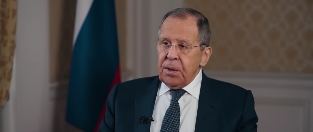 Lavrov o Srbiji: Nadamo se da se Zapad neće upuštati u obojenu revoluciju