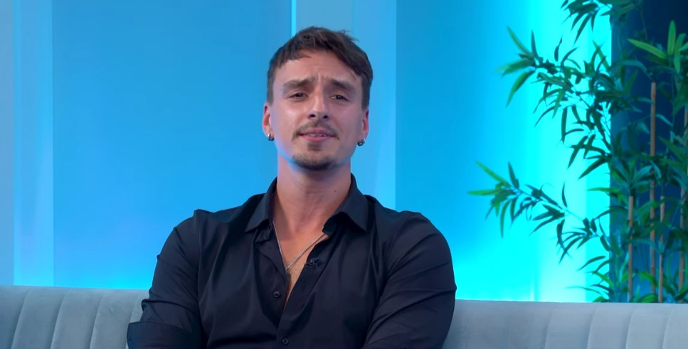 Harizma, glas i duša: Adi Šoše pesmom “Vila” budi emocije (VIDEO)