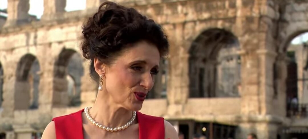 Godinama slušamo Doris Dragović, a retko ko zna njeno pravo ime: Evo šta joj piše u ličnoj karti