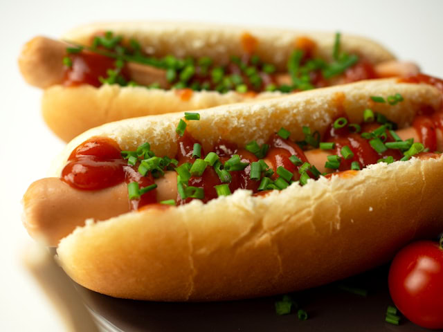 Čuveni Redhot Ranch stiže u Skokie: Kultni hot dog i burgeri osvajaju i predgrađe