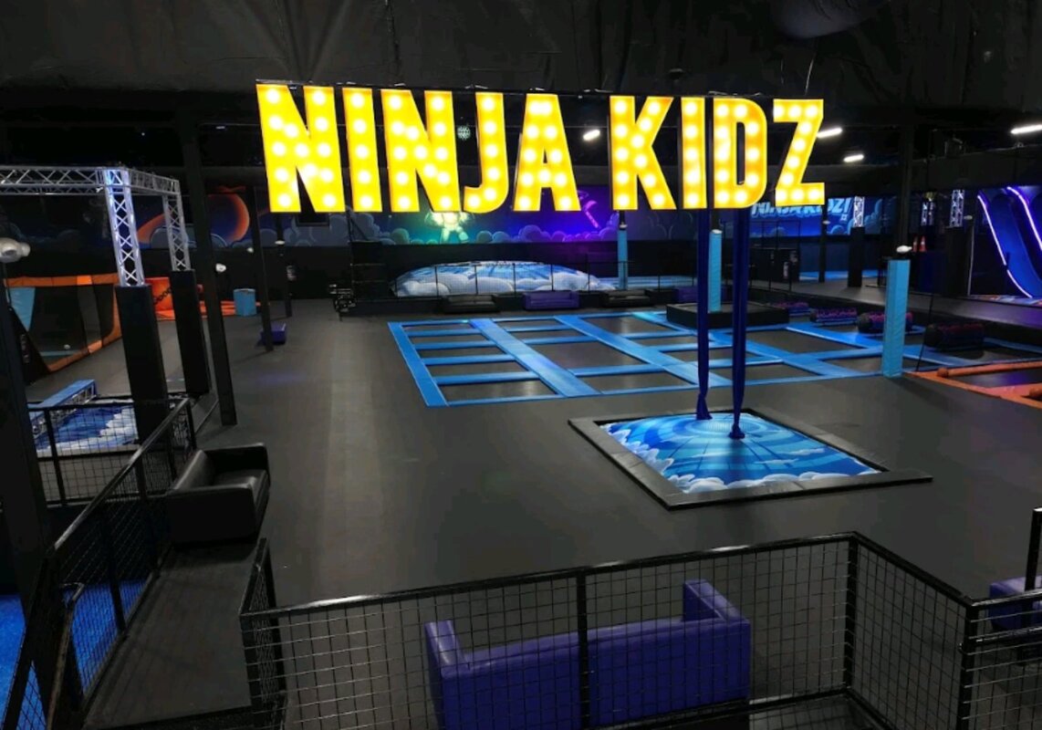 Najbolji parkovi sa trampolinama u Čikagu i okolini: Mesta gde deca i roditelji troše energiju i skupljaju osmehe