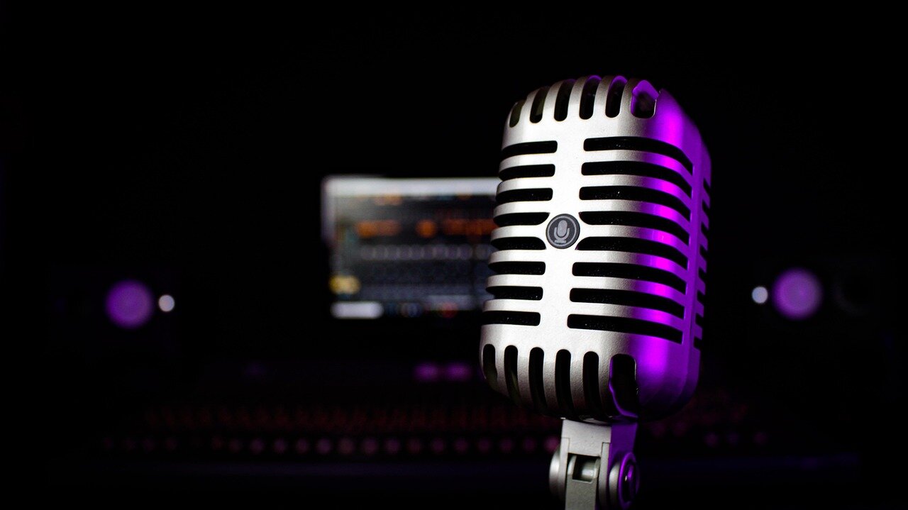 Nećete verovati ko su najobrazovaniji na estradi: Jedan pevač ima 3 fakulteta, a Zvezda Granda i doktorat