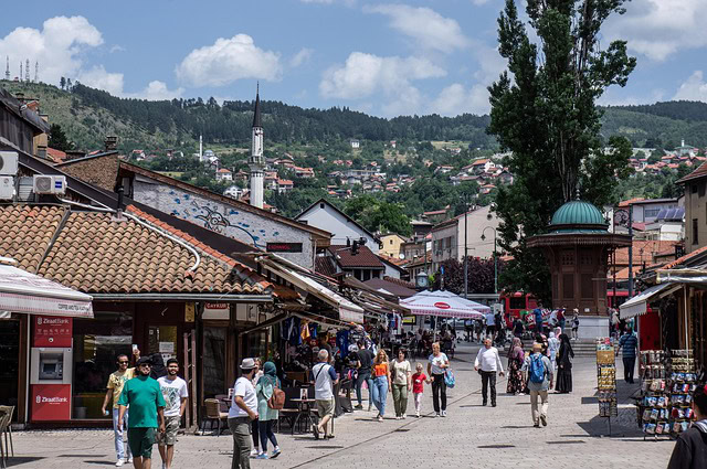 Sarajevo oduševilo Evropu: National Geographic ga uvrstio među top destinacije za 2025!